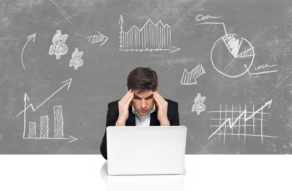 Overcoming Attendance Management Challenges with SHRMpro: Enhancing Efficiency and Cost Benefits